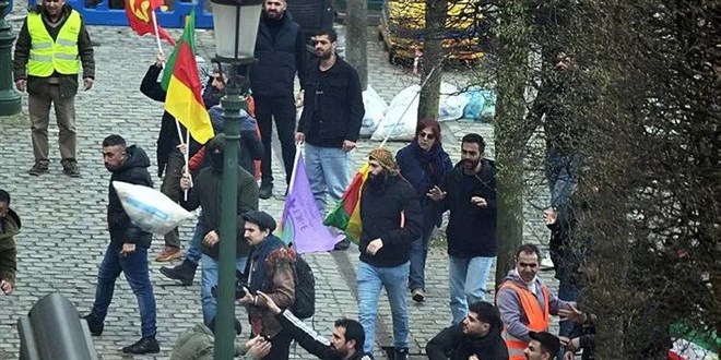 Trkiye'den PKK saldrlaryla ilgili net mesaj: Seyretme yakala, yargla