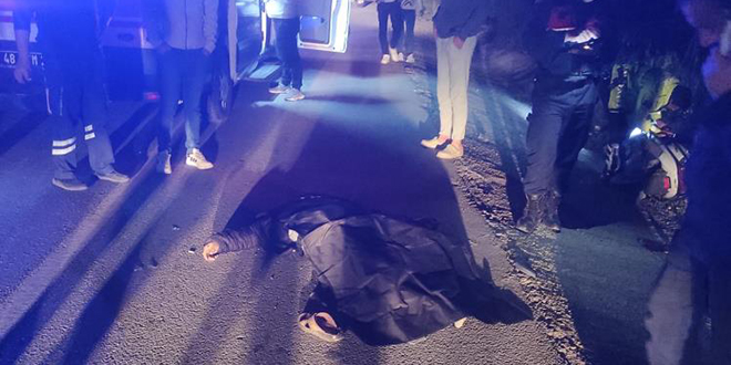 16 yaşındaki motosiklet sürücüsü 37 yaşındaki yayaya çarptı