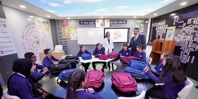 Bakan Tekin: Meslektaşlarımızın fikir ve öneri bizler için çok kıymetli