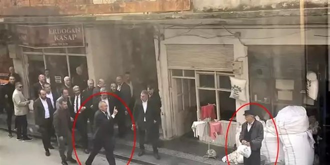 Belediye başkanı kendisine oy vermeyeceğini söyleyen kişiyi yumrukladı