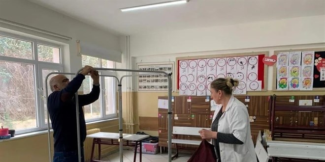 31 Mart seçimleri için son hazırlıklar: Okullarda sandıklar kuruldu
