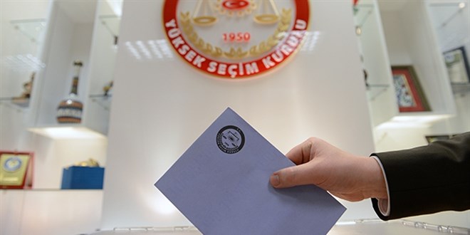 Türkiye'de seçimlere katılım yüksek