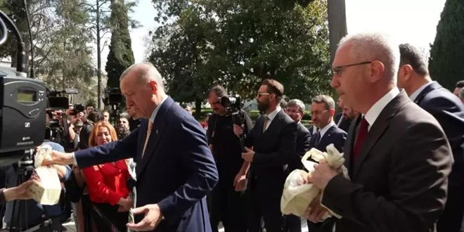 Cumhurbakan Erdoan'dan Topkap Saray'na ziyaret