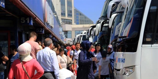Otogarda bayram yoğunluğu