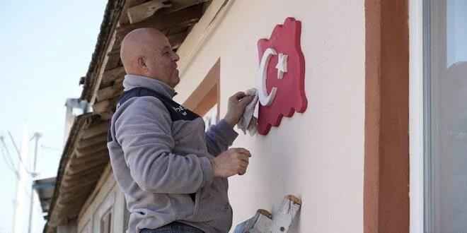 Muhtar adayı evleri boyama vaadiyle seçim kazandı