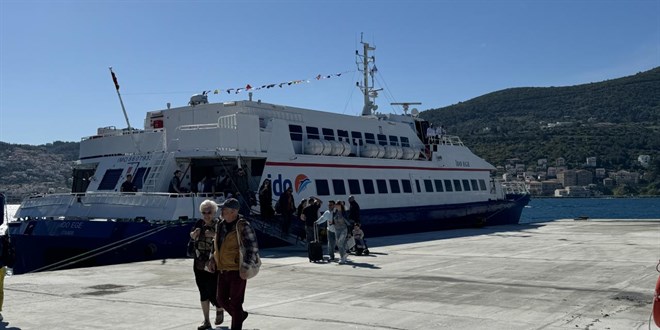 İDO'nun Seferihisar ve Kuşadası'ndan Sisam Adası'na seferleri başladı