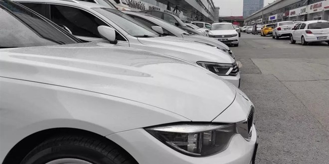 Paran olsa bile kiralık araç yok!