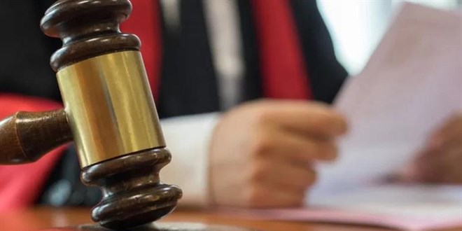 Kendisini 'İstihbarat Başkanı' olarak tanıtan dolandırıcıya verilen ceza az bulundu