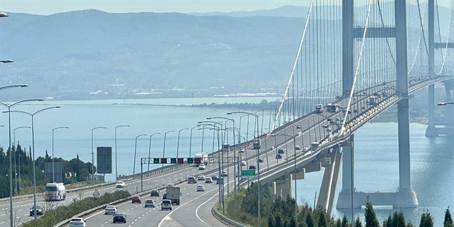 Osmangazi Köprüsü'nden araç geçişinde rekor kırıldı