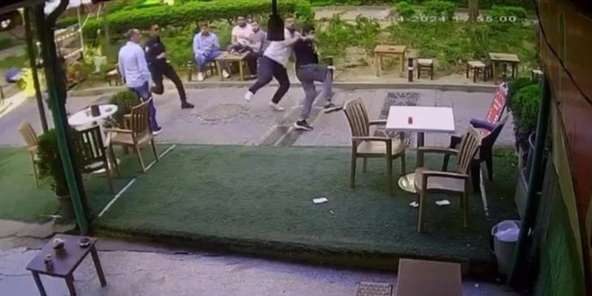 Polisten kaçan şüpheliyi esnaf yakaladı