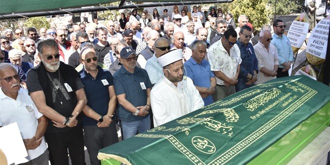 Sanatçı Şakir Öner Günhan son yolculuğuna uğurlandı