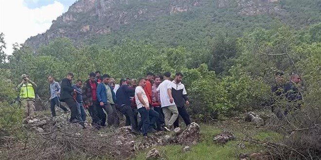 Ot toplarken 150 metreden kayalıklara düşüp öldü