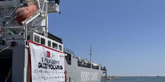 Gazze'ye yardm malzemesi tayan 9'uncu gemi yola kt