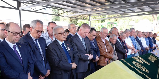 Prof. Dr. Sezer Hatemi son yolculuğuna uğurlandı