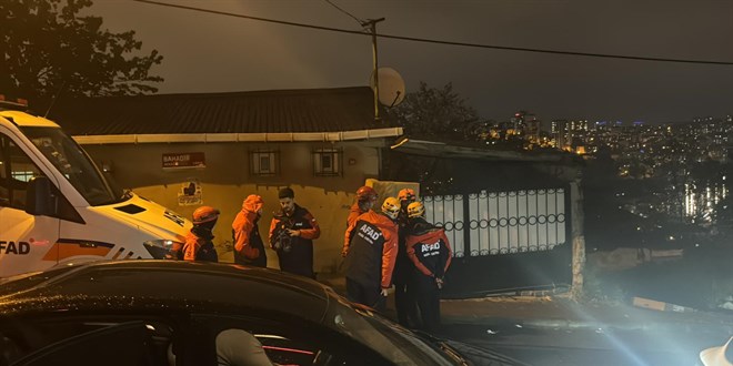 Gaziosmanpaşa'da toprak kayması: 70 kişi tahliye edildi