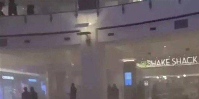 stinyePark Alveri Merkezi'nde yangn: Vatandalar tahliye edildi