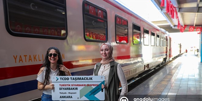 'Turistik Diyarbakr Ekspresi' Diyarbakr'dan Ankara'ya uurland