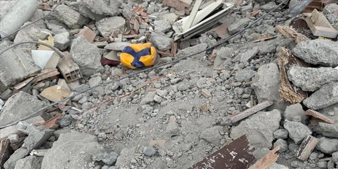Depremde 21 kiinin ld otelin iletmecisinden 'domino etkisi' savunmas
