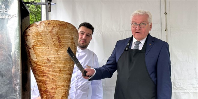 Almanya Cumhurbaşkanı, İstanbul ziyaretinde döner kesti