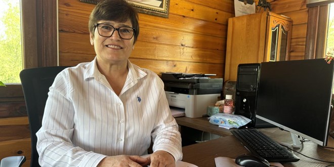 Kadın muhtar rakipsiz girdiği seçimle ikinci kez göreve geldi