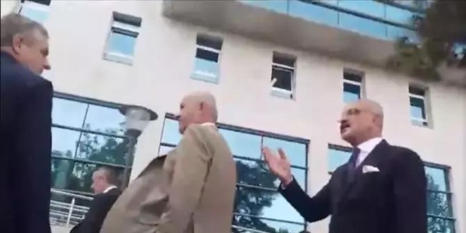 DSP Lideri Aksakal ile DEM Partili Sakık'ın Meclis'teki tartışması bahçeye taştı