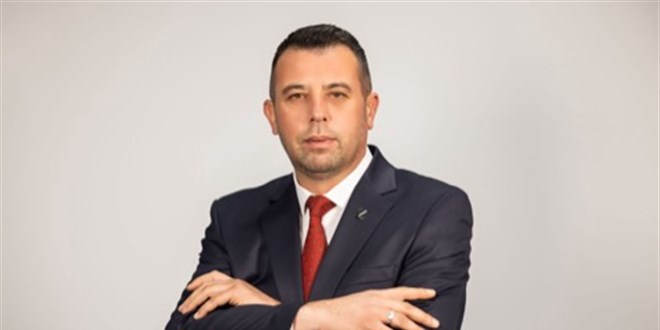 Konya'da YRP'li belediye başkanı, partisinden istifa etti