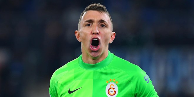 Fernando Muslera, milli takım kariyerini noktaladı