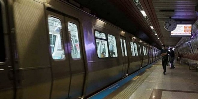 İstanbul metrosunda intihar girişimi: Taksim istasyonu kapatıldı