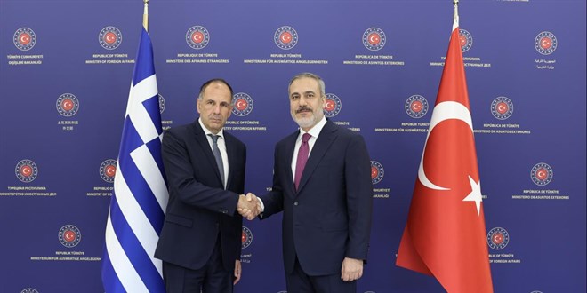 Bakan Fidan, Yunan mevkidaşı Yerapetritis ile görüştü