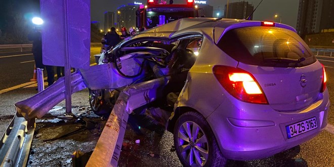 TEM Otoyolu'nda feci kaza: 1 kişi hayatını kaybetti, 1 kişi ağır yaralı