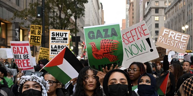 New York polisi, Filistin'e destek gösterilerinde 282 öğrenciyi gözaltına aldı