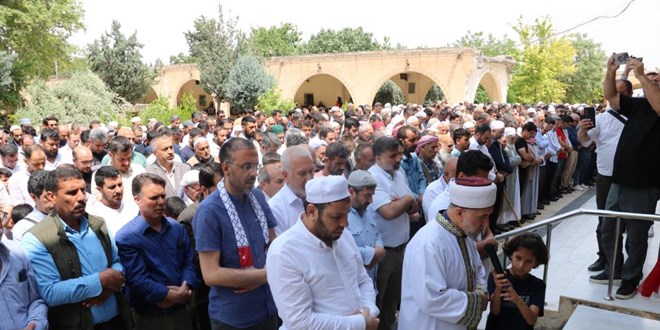 Kudüs'te öldürülen imam için gıyabi cenaze namazı kılındı