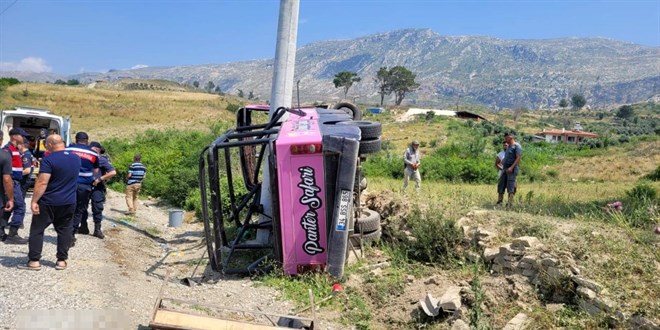 Antalya'da safari araçları çarpıştı: 16 yaralı