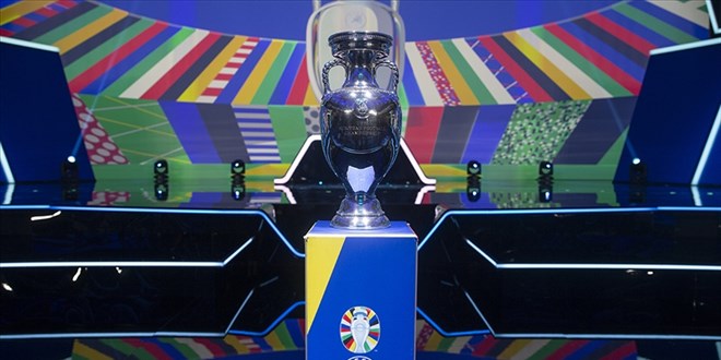 EURO 2024'te takımlar kadrolarında 26 oyuncu bulundurabilecek
