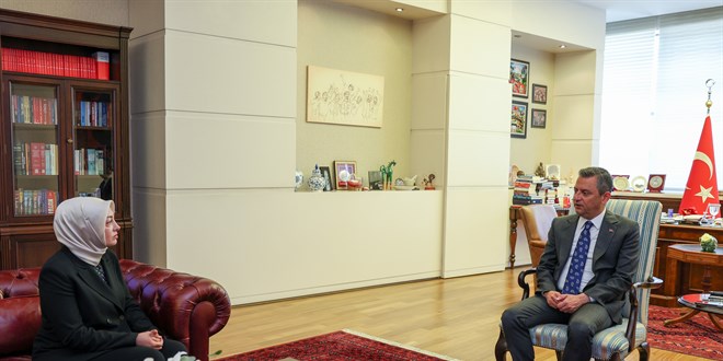 Ayşe Ateş, CHP Genel Başkanı Özel ile görüştü