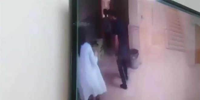 Öğrencisini 'Heimlich' manevrasıyla ölümden kurtardı; o anlar kamerada