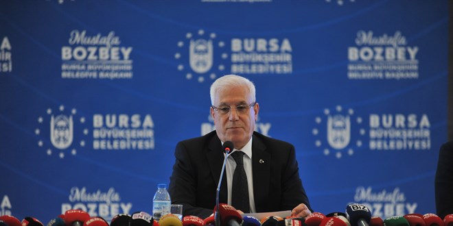 Mustafa Bozbey'den 'belediyedeki akraba atamas iddias'na aklama