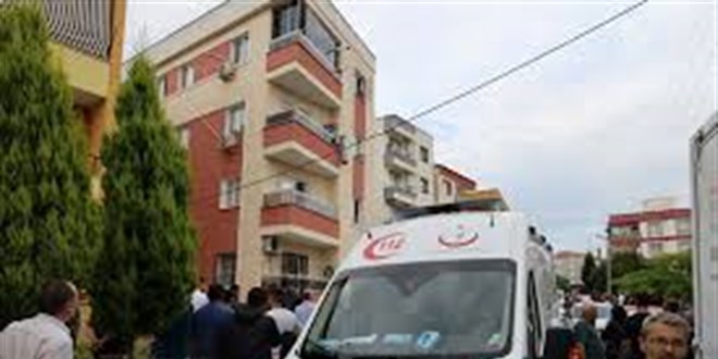 3 çocuk annesi, eşi tarafından bıçaklanarak öldürüldü