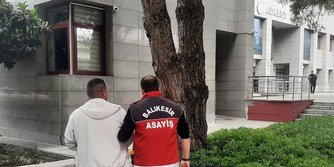 Balıkesir'de motokuryelik yapan üniversite öğrencisi bıçakla öldürüldü