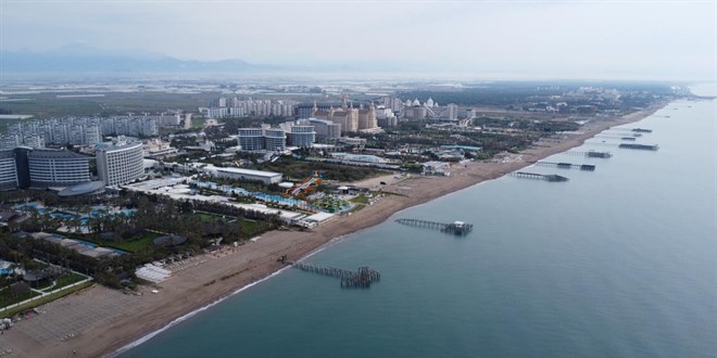 Antalya, bu yıl 418'i 5 yıldızlı 812 otelde misafirlerini ağırlıyor