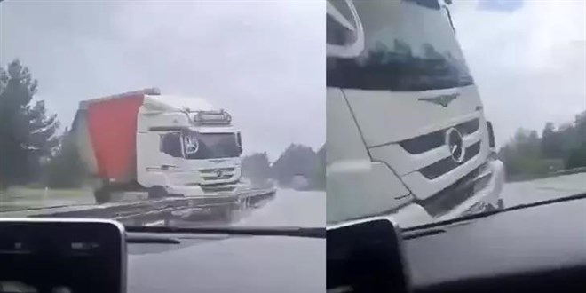 TIR'ın içinde bulunduğu otomobile çarptığı anı kaydetti; durumu ağır