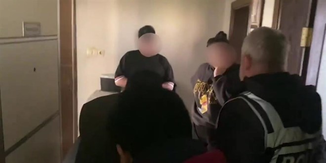 Kimi emekli oldu kimi yaşlılık aylığı aldı, polis bu oyuna dur dedi