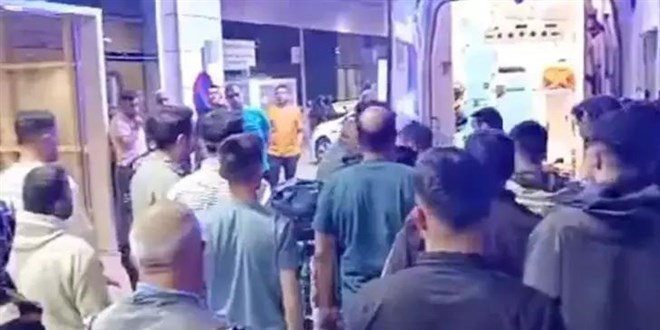 Babasnn silahyla oynarken, kendini vurdu