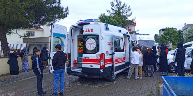 Sınıfta biber gazı topu patladı: 31 öğrenci hastanelik oldu