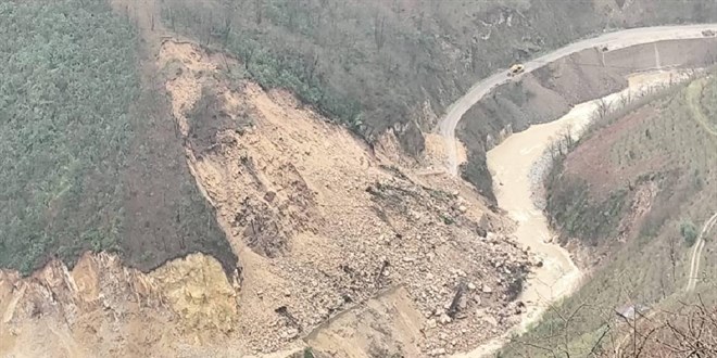 2 il için 'sarı' uyarı: Heyelan riskine dikkat
