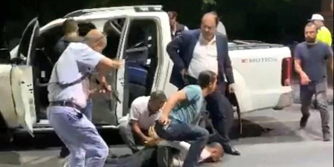 Ayhan Bora Kaplan su� �rg�t� davas�nda 2 san��a tahliye