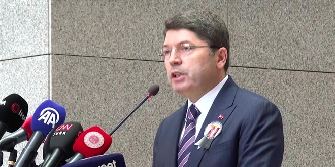 Bakan Tunç, Tonya Belediye Başkanı Beşel'e saldırıyı kınadı