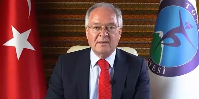 Başkan, 'Gıcıklık hakkımı kullanıyorum' dedi