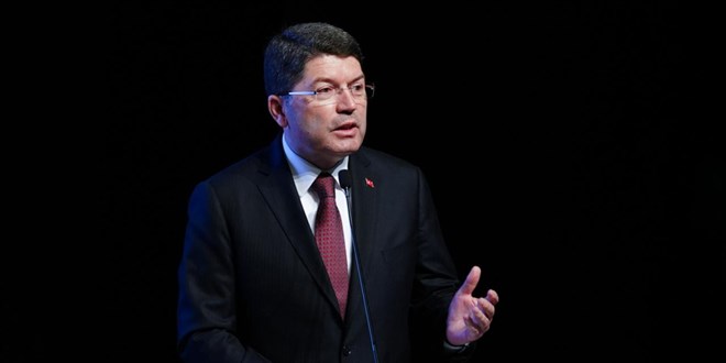 Bakan Tunç: Başıboş köpeklerle ilgili taslak çalışması Meclis'te