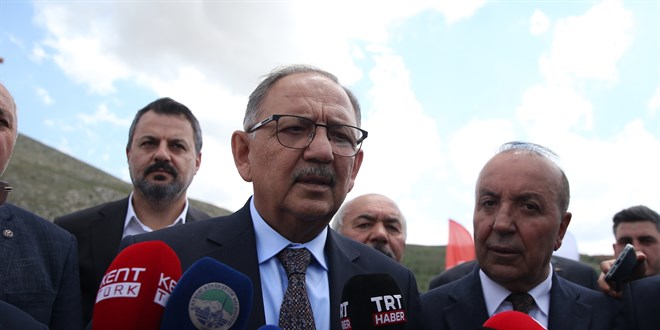 Bakan Özhaseki'den belediye başkanlarına 'dirençli ev' çağrısı